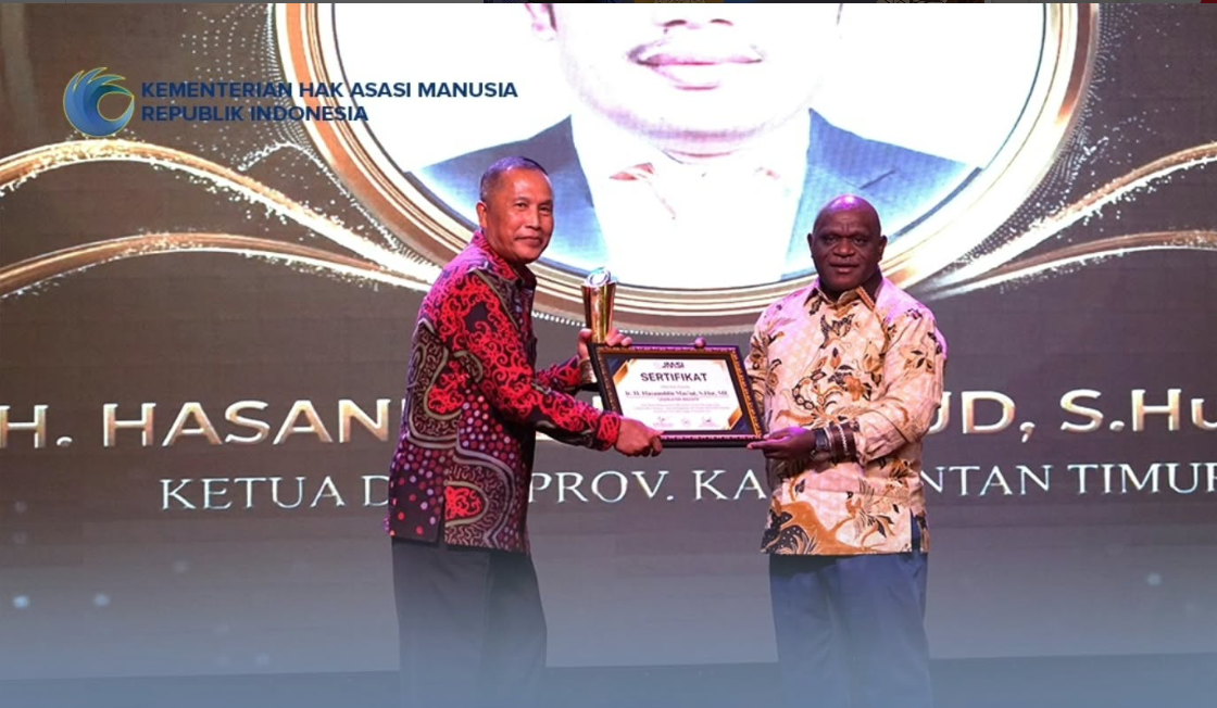 Selamat kepada Menteri Hak Asasi Manusia, Natalius Pigai, yang menerima penghargaan Tokoh Nasional Berintegritas dari Jaringan Media Siber Indonesia (JMSI) pada 16 Desember 2024.